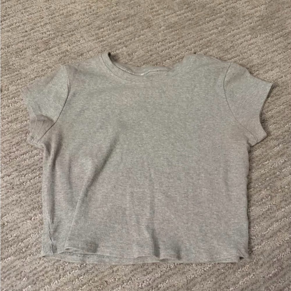 SHEIN Light Gray Ribbed Crop Tee